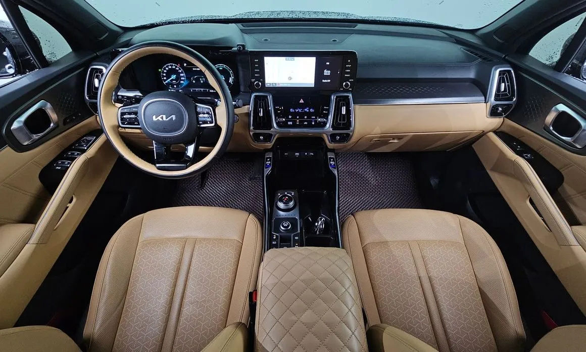 Kia Sorento — фото 8