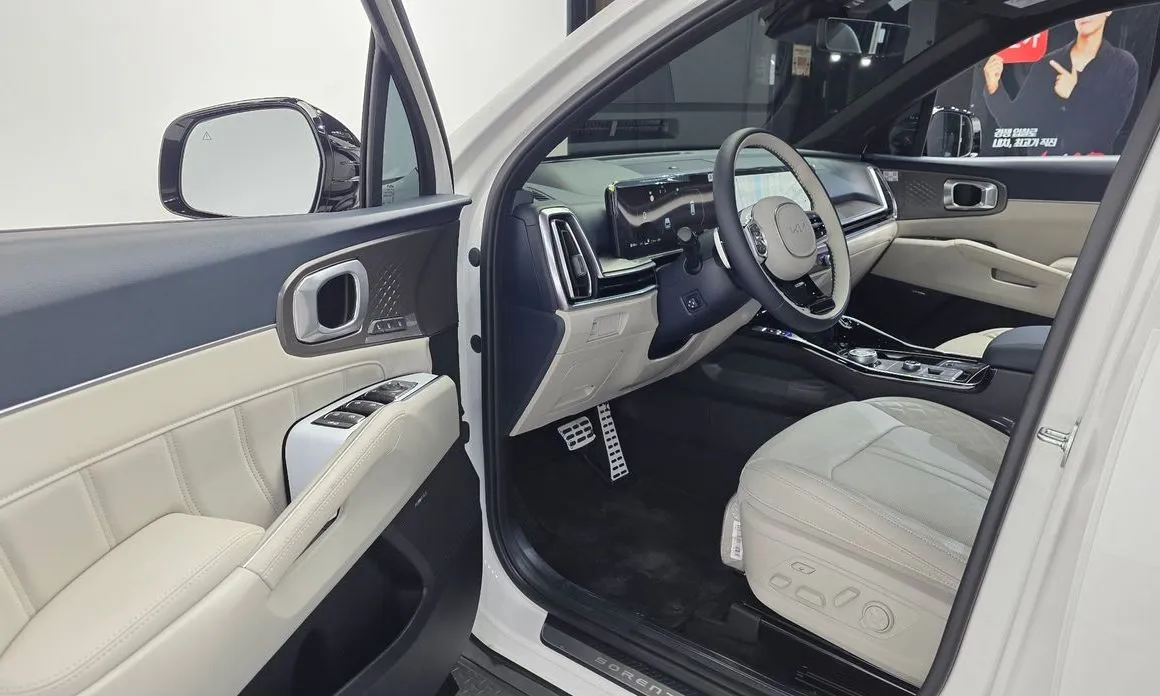 Kia Sorento — фото 10