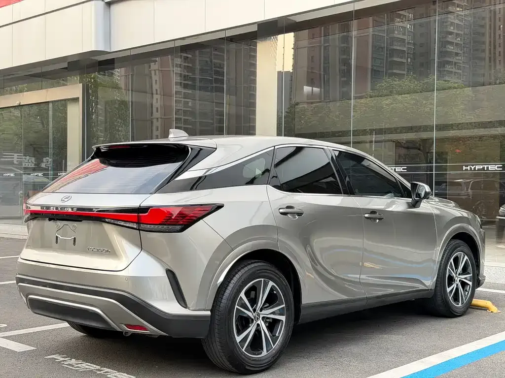 Lexus RX — фото 9