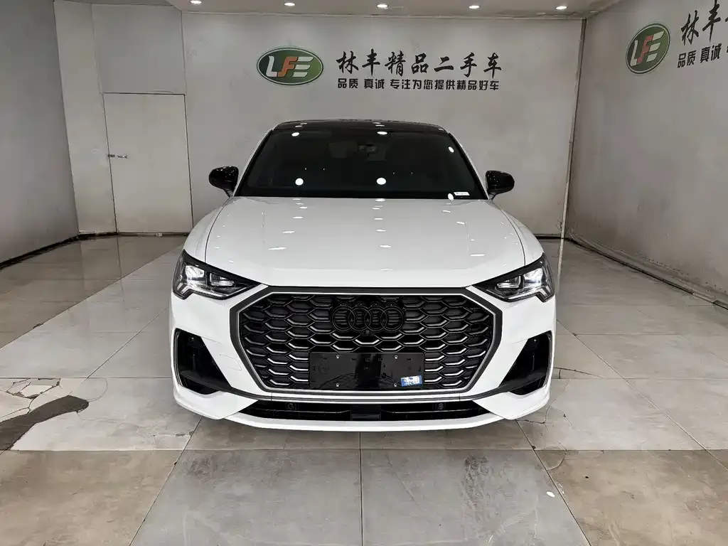 Audi Q3 Sportback — фото 7