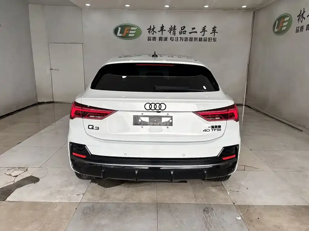 Audi Q3 Sportback — фото 6