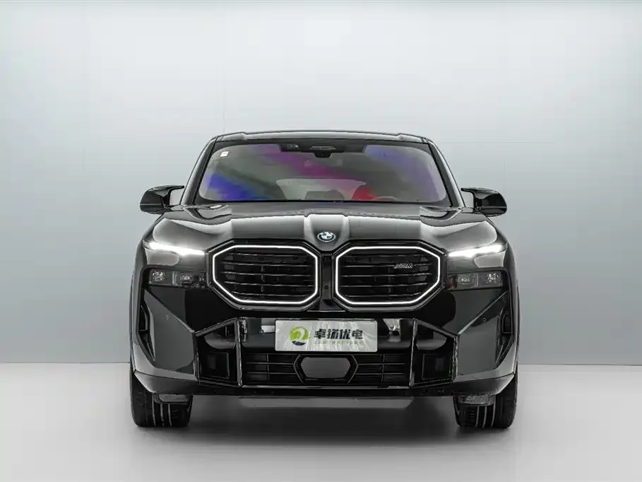 BMW XM — фото 2