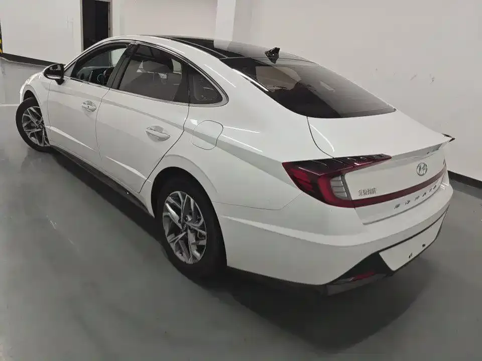 Hyundai Sonata — фото 7