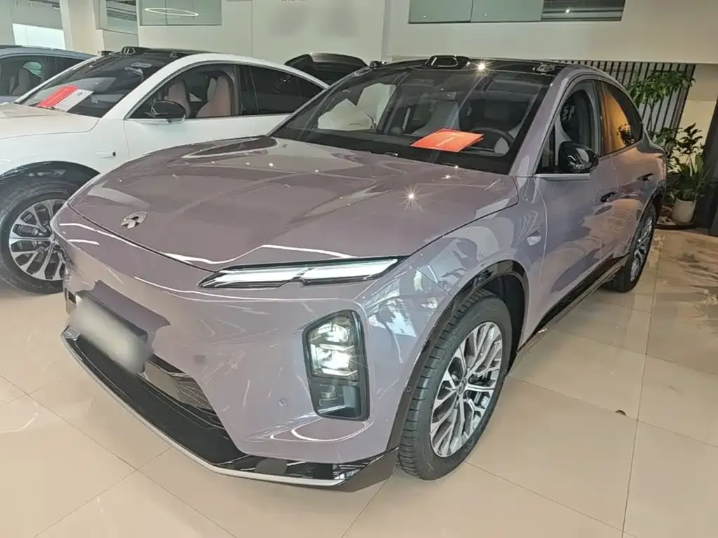 NIO EC6 — фото 10