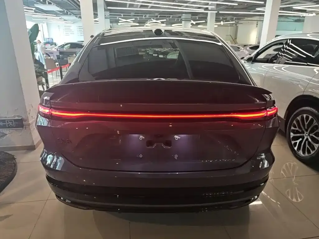 NIO EC6 — фото 4