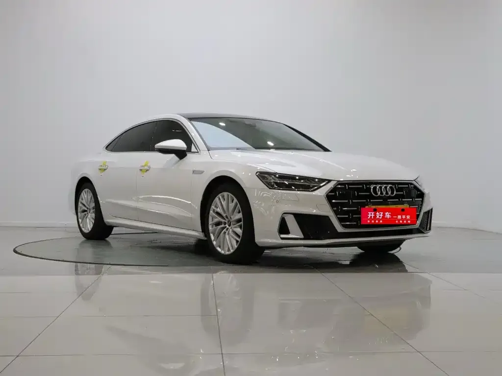 Audi A7L — фото 6