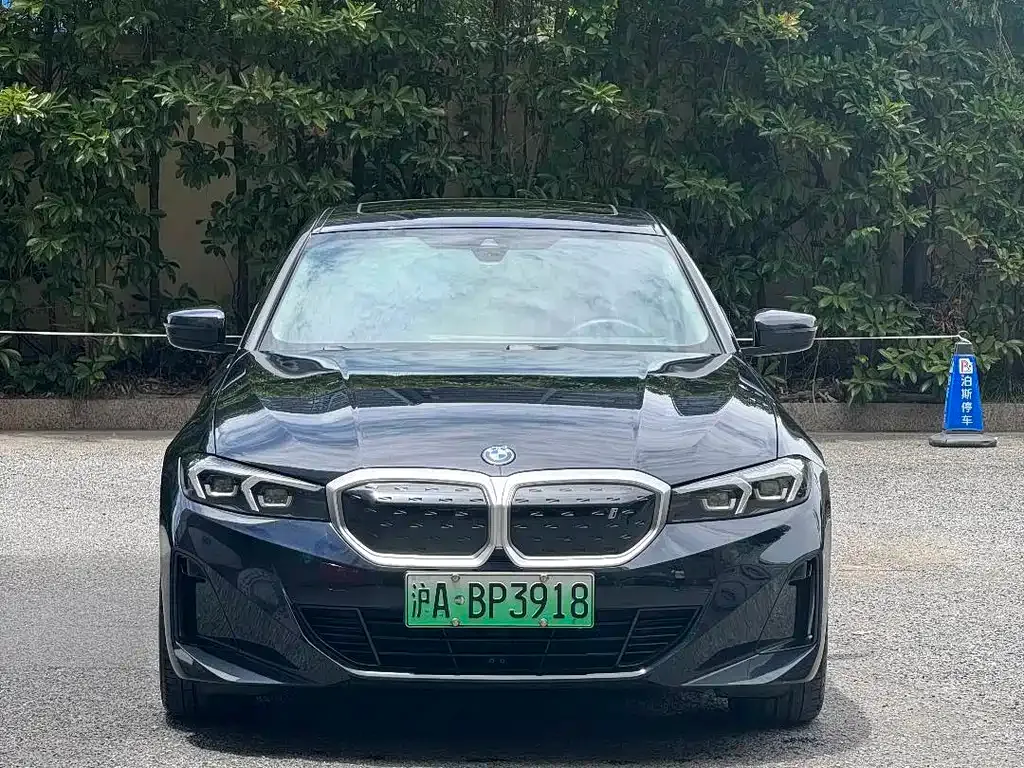 BMW i3 — фото 8