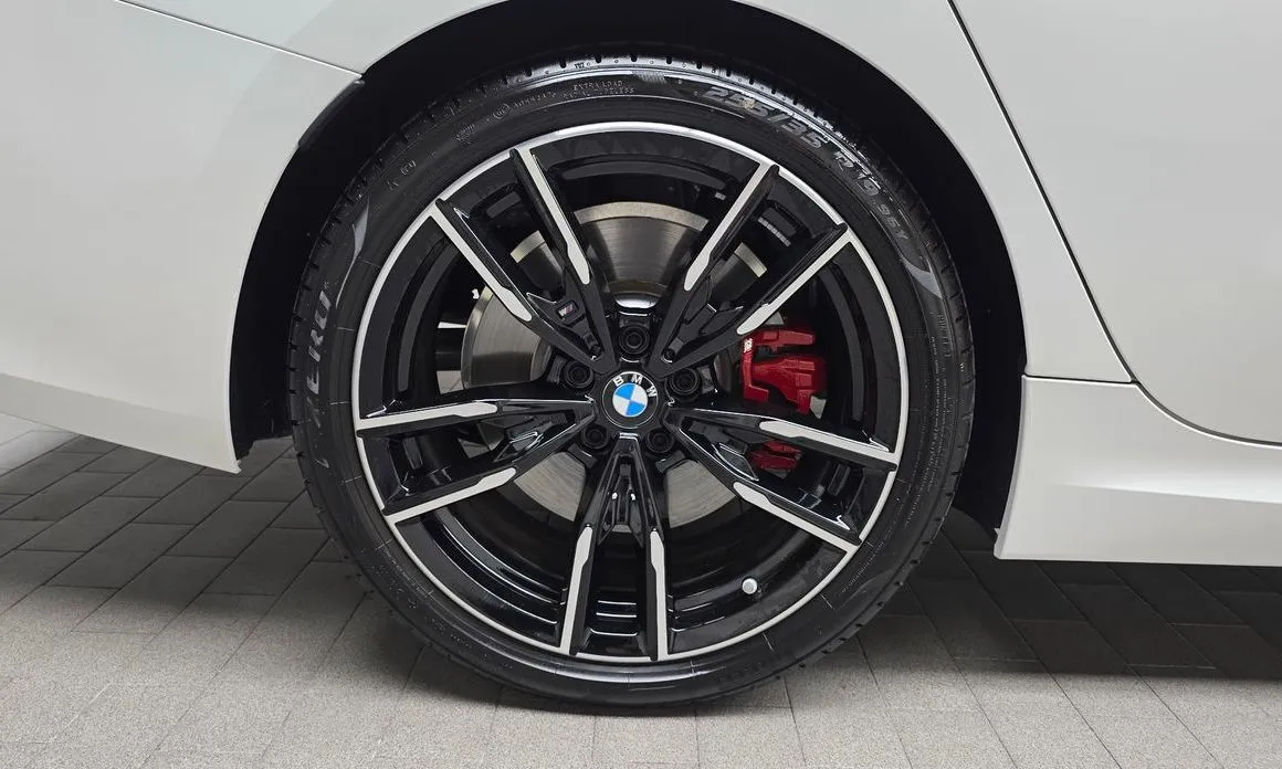 BMW 3-Series 2026 из KR, фото 9