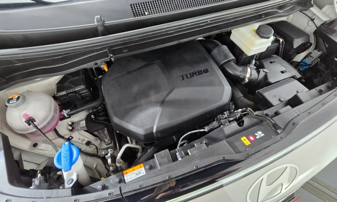 Hyundai Staria — фото 4