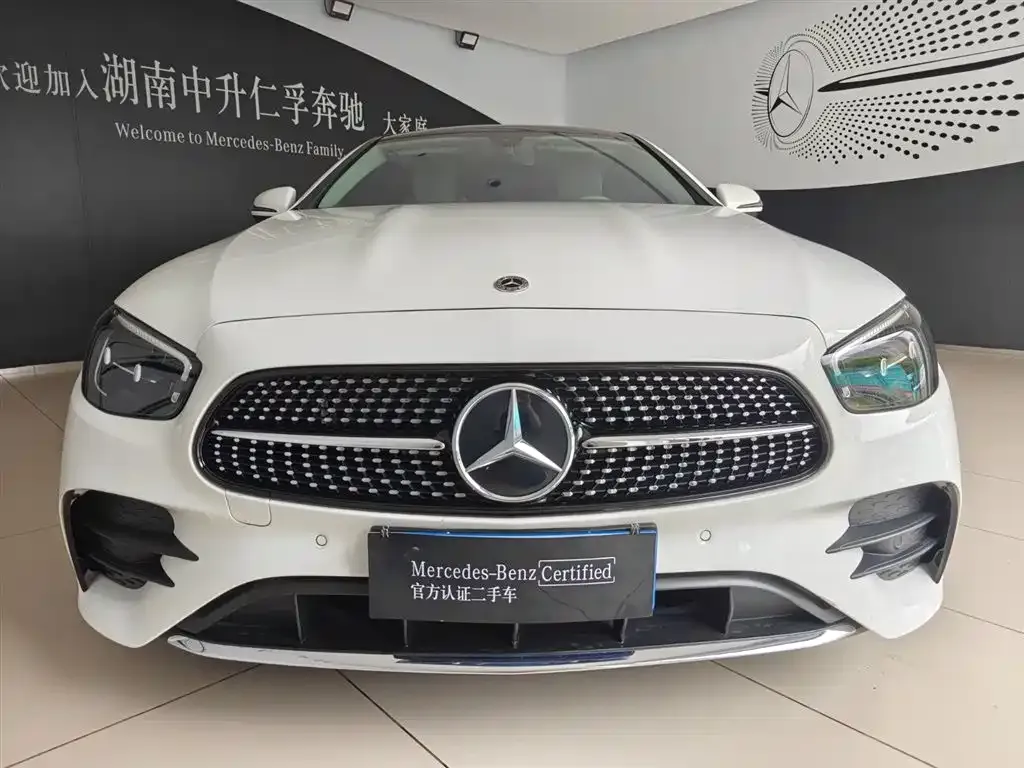 Mercedes-Benz E-Class (Import) — фото 10