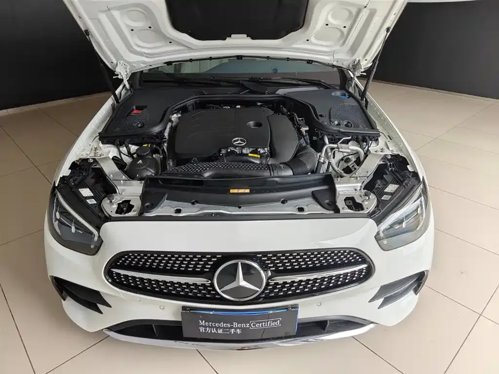 Mercedes-Benz E-Class (Import) — фото 9