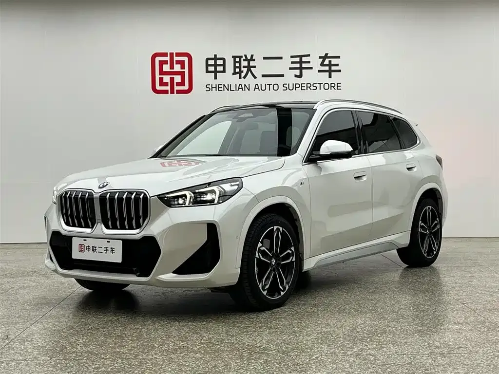 BMW X1 — фото 1