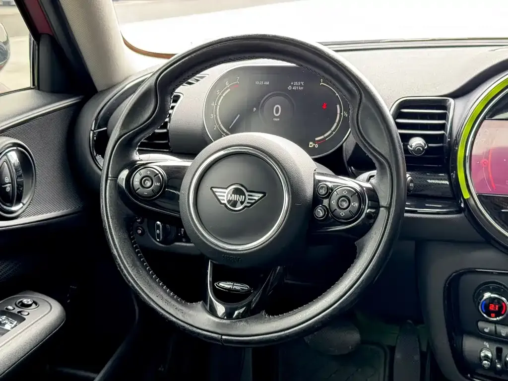 MINI Clubman — фото 2