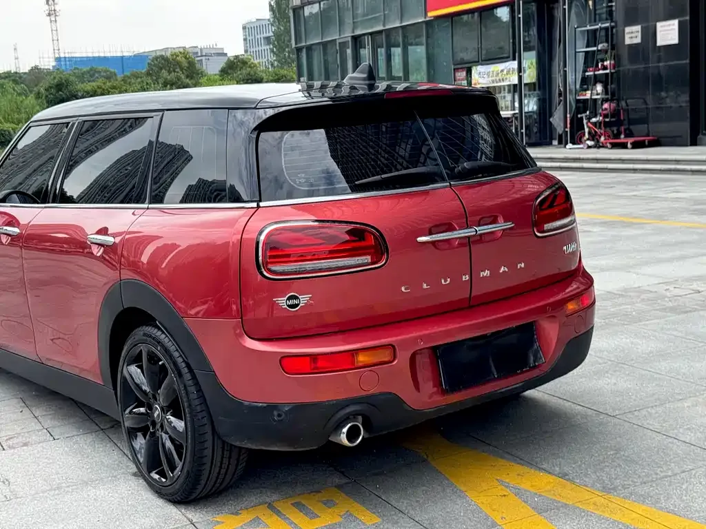 MINI Clubman — фото 5