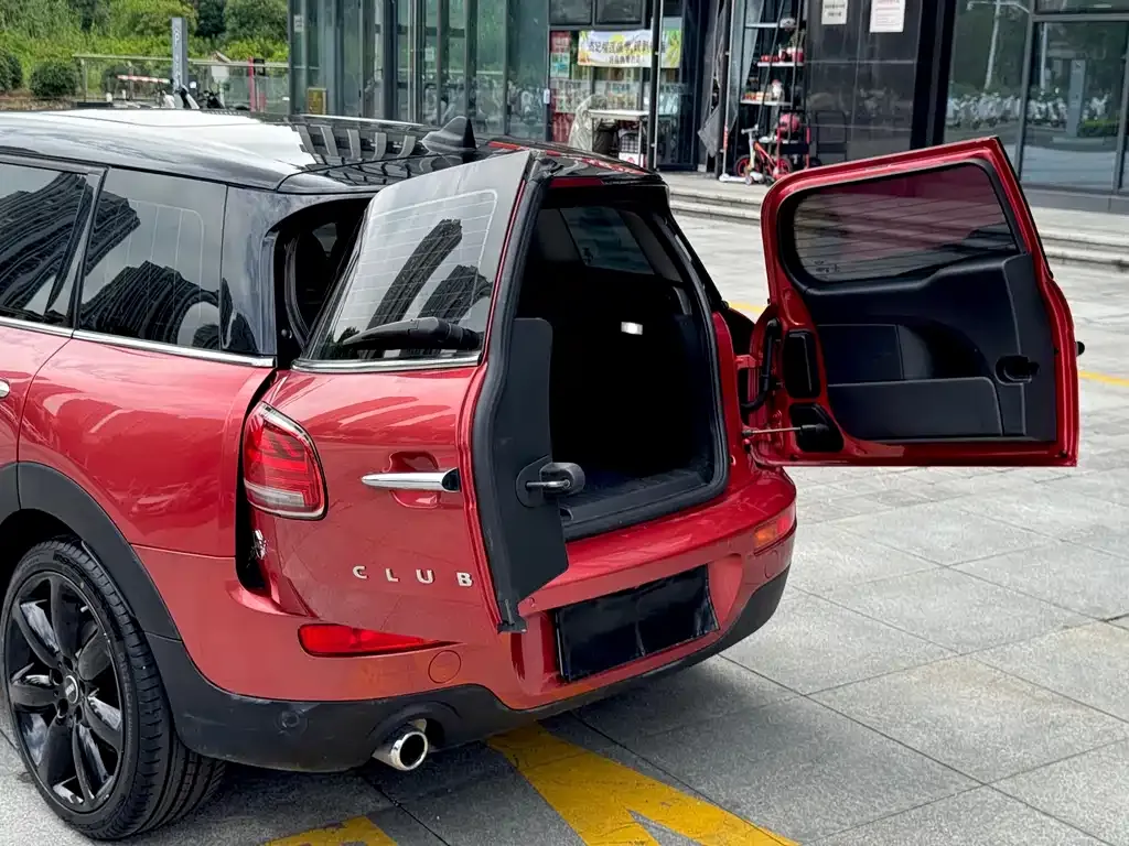 MINI Clubman — фото 10