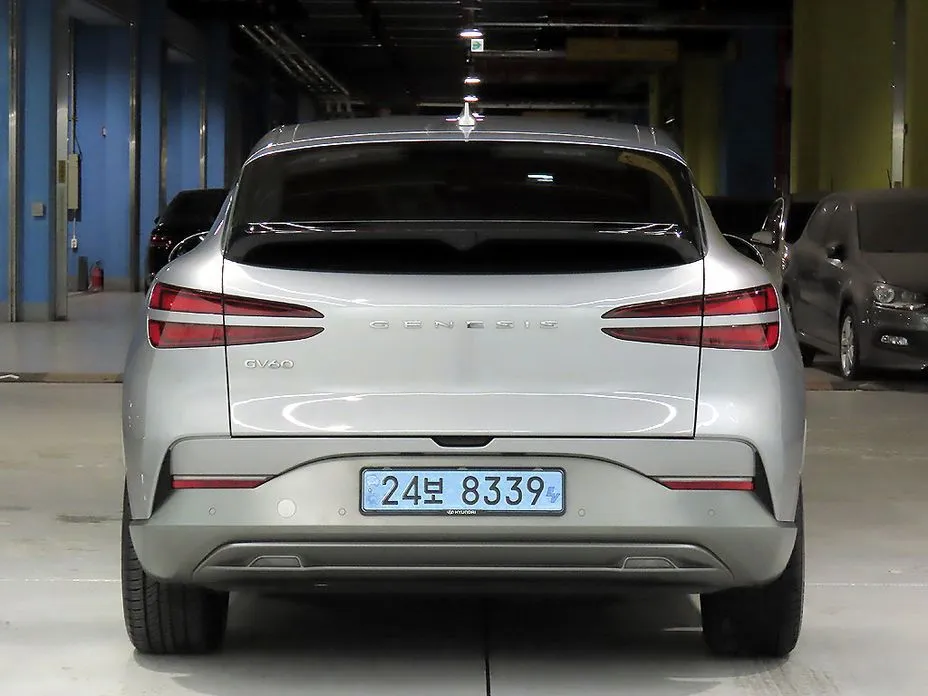 Genesis GV60 — фото 10