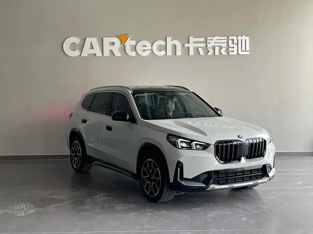 BMW X1 — фото 2