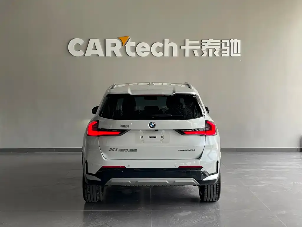 BMW X1 — фото 3