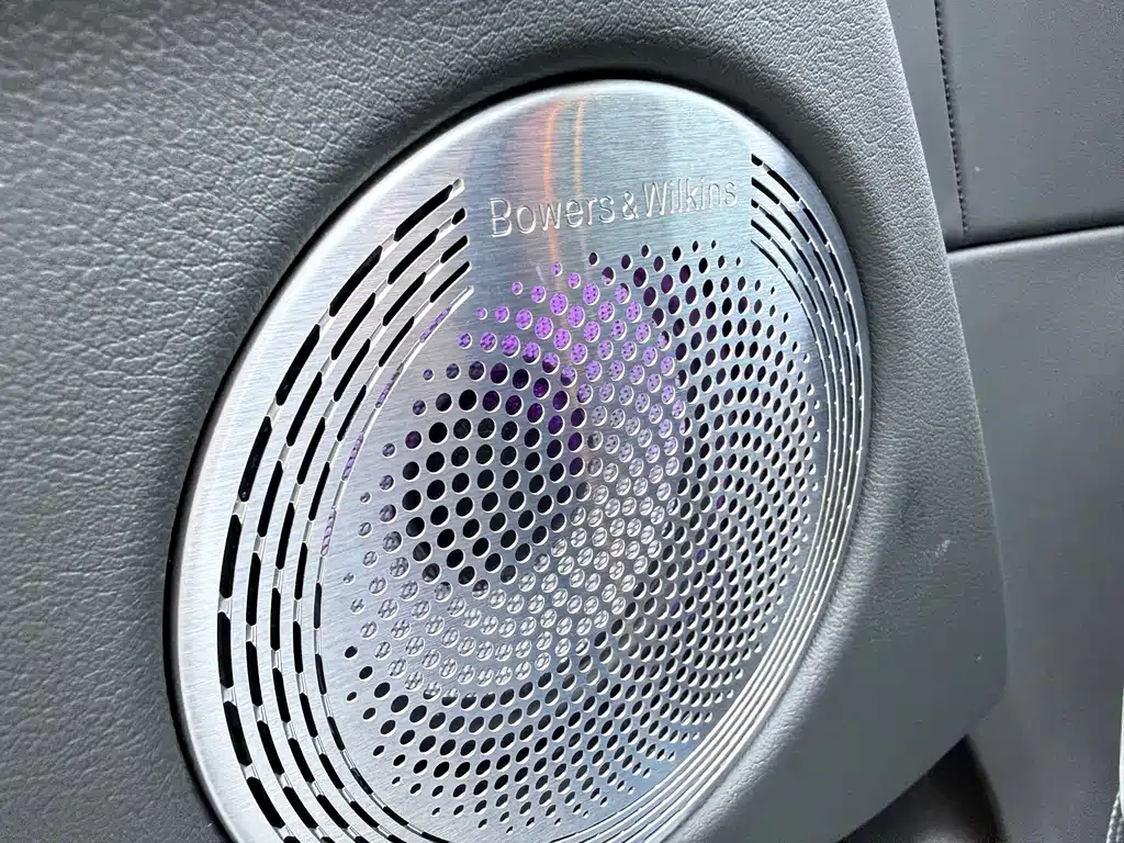 BMW XM — фото 9