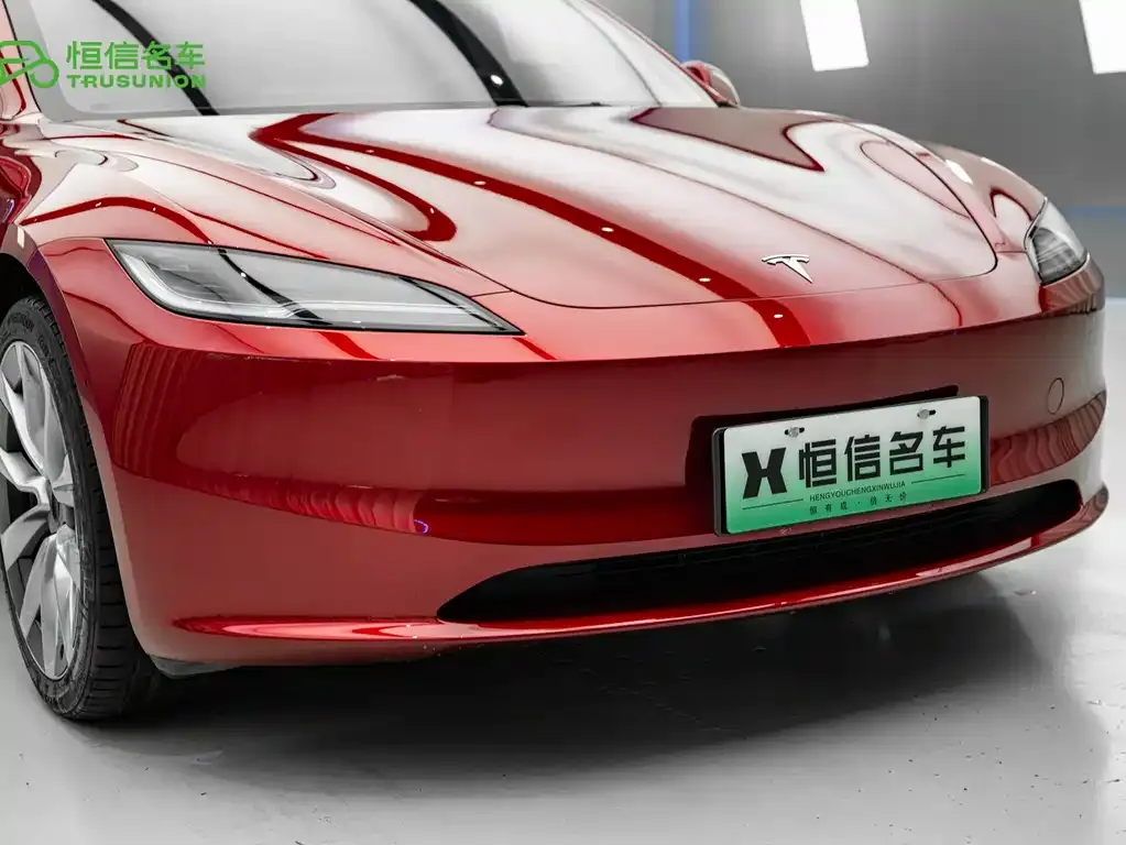 Tesla Model 3 — фото 3