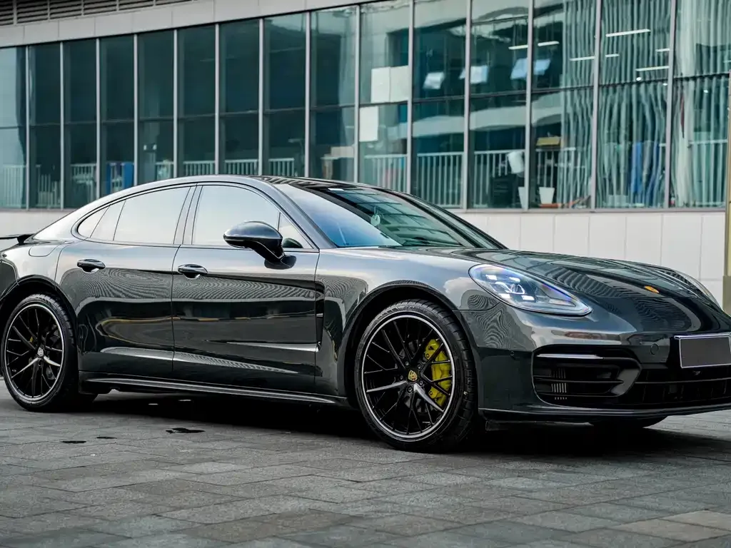 Porsche Panamera — фото 9