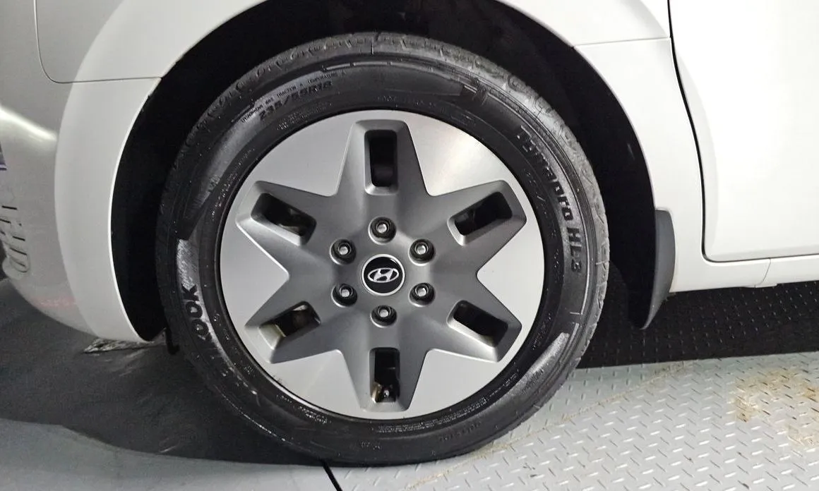 Hyundai Staria — фото 3