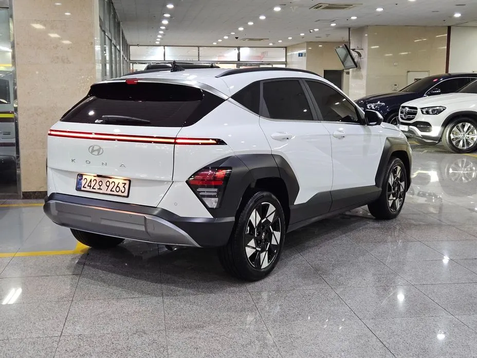 Hyundai Kona — фото 7