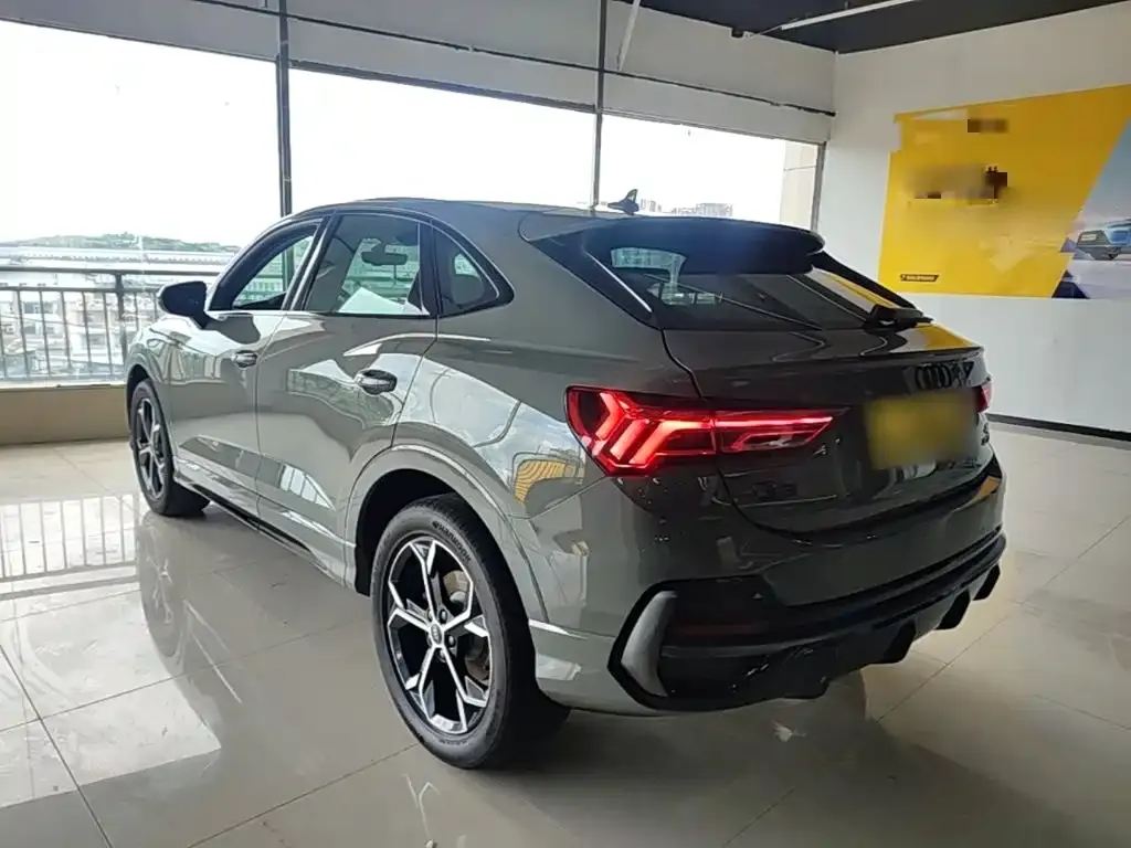 Audi Q3 Sportback — фото 4