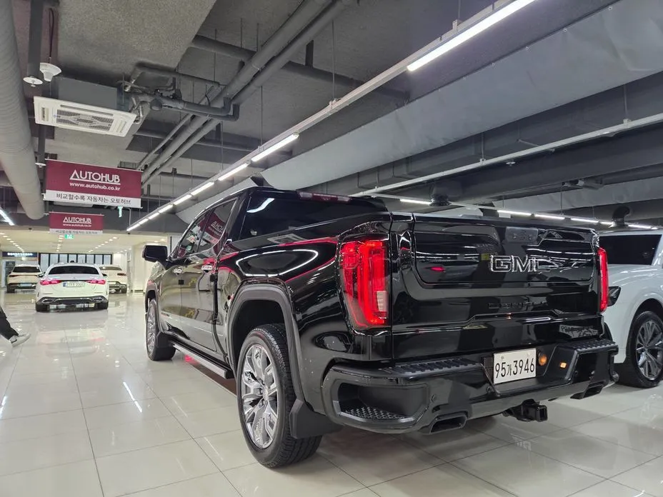 GMC Sierra — фото 4