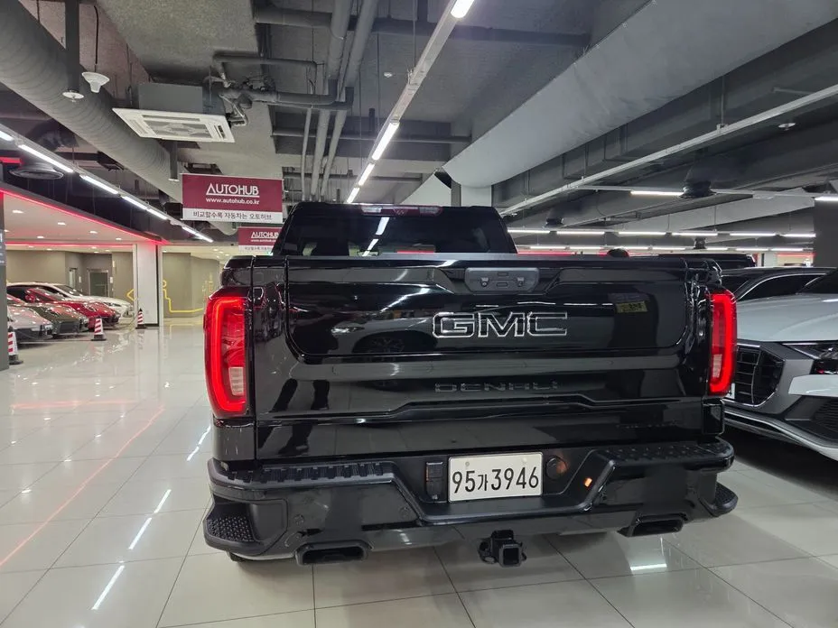 GMC Sierra — фото 6