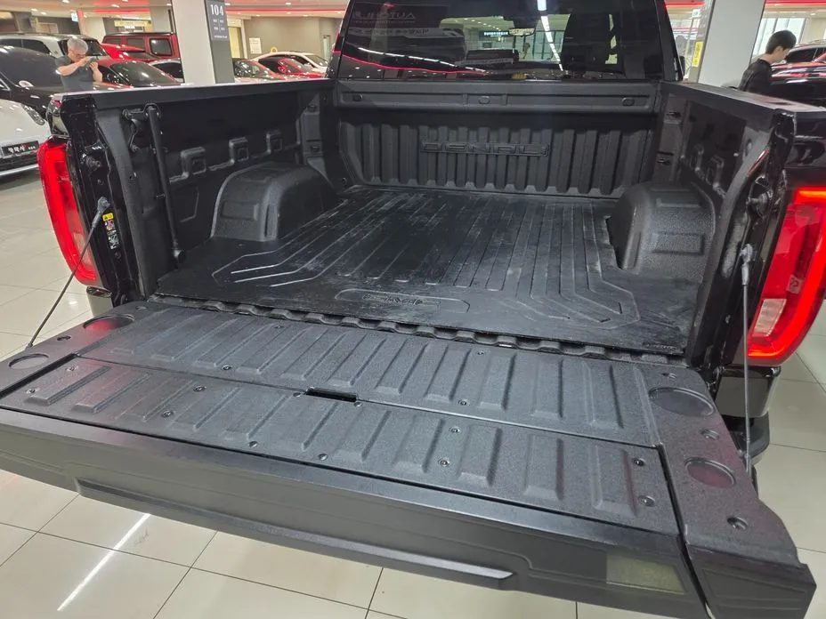 GMC Sierra — фото 7