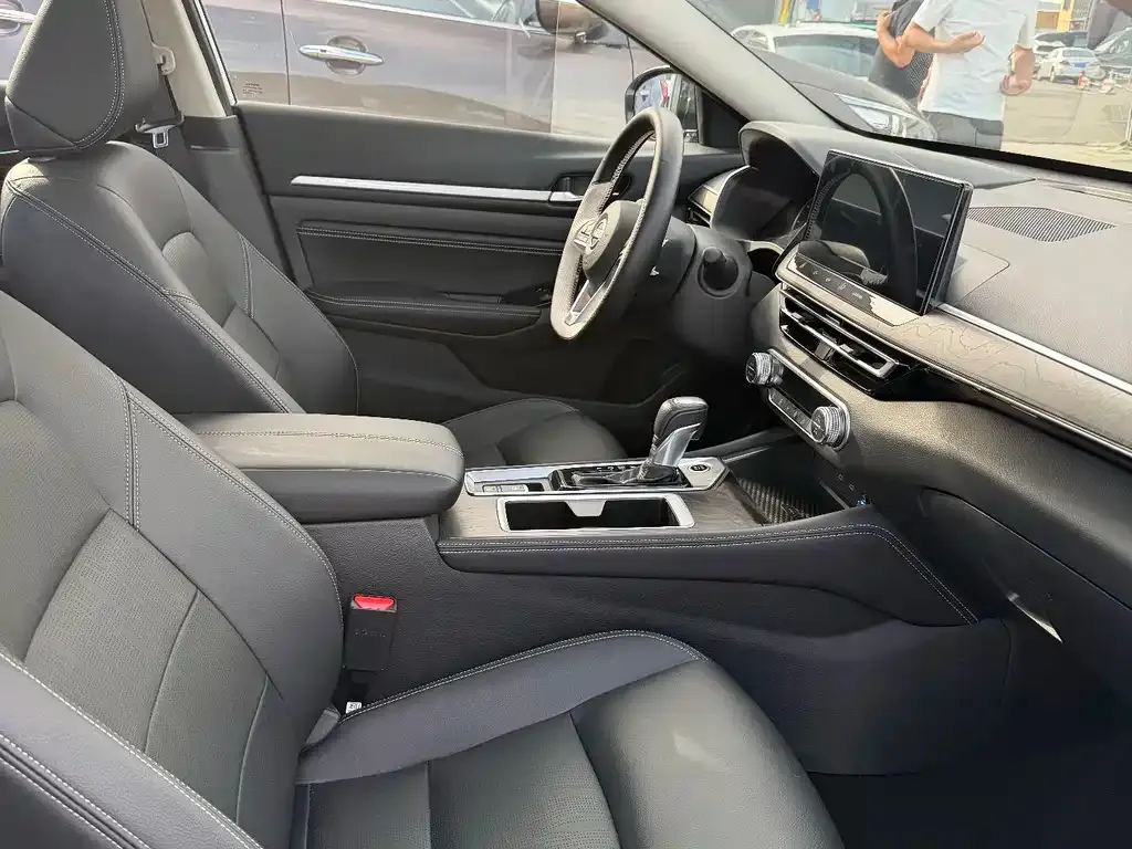 Nissan Teana — фото 2