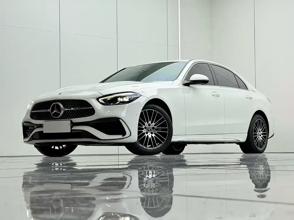 Mercedes-Benz C-Class — фото 10