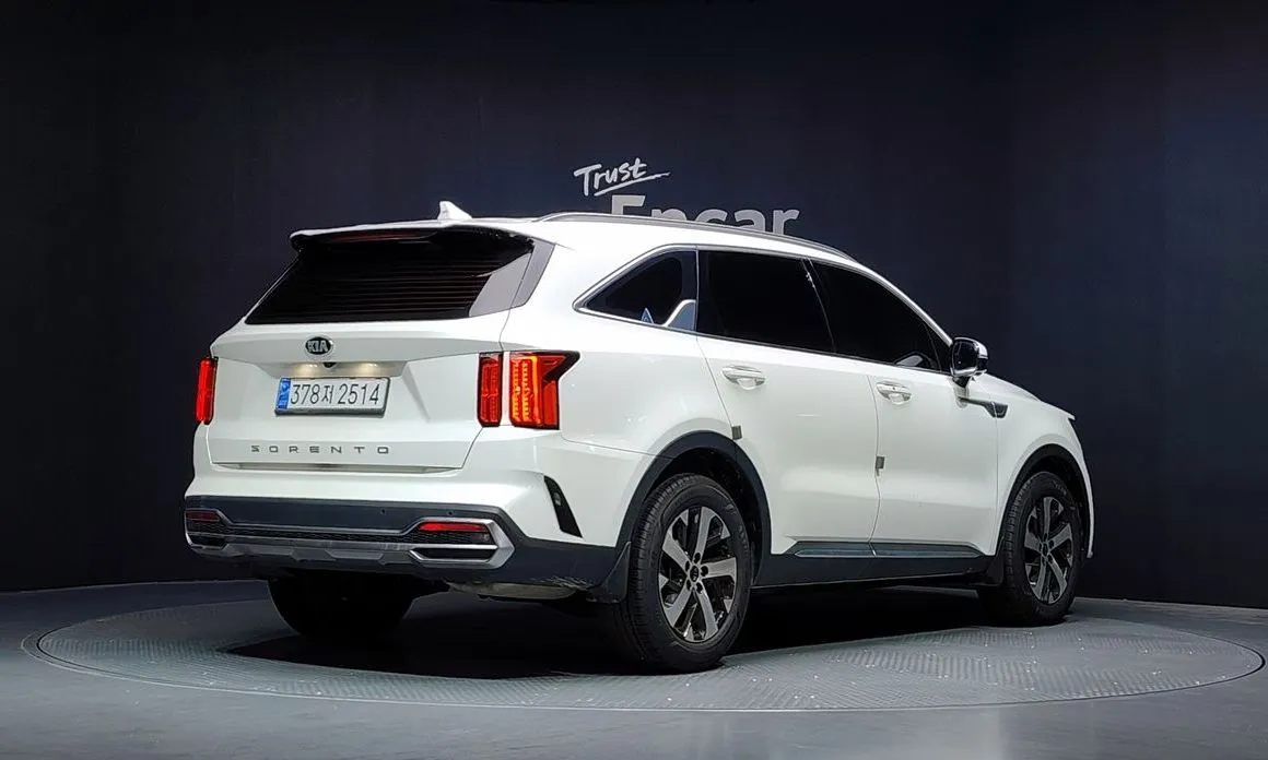 Kia Sorento — фото 4