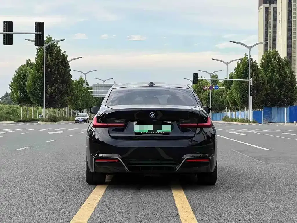 BMW i3 — фото 6