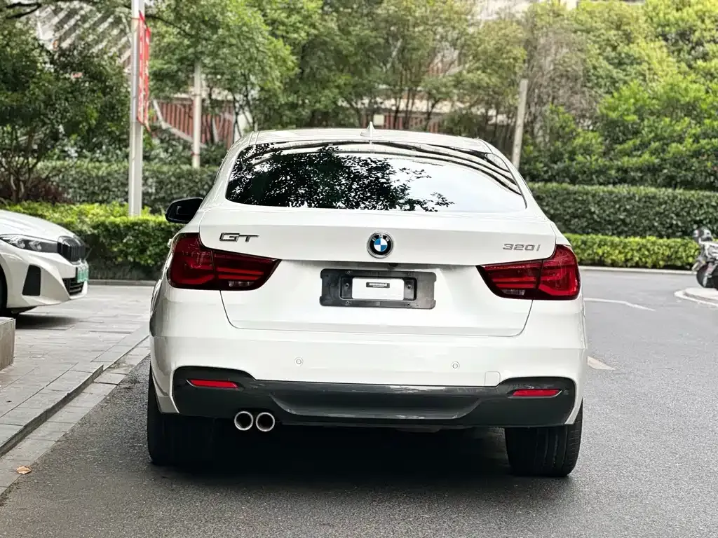 BMW 3 Series GT — фото 7