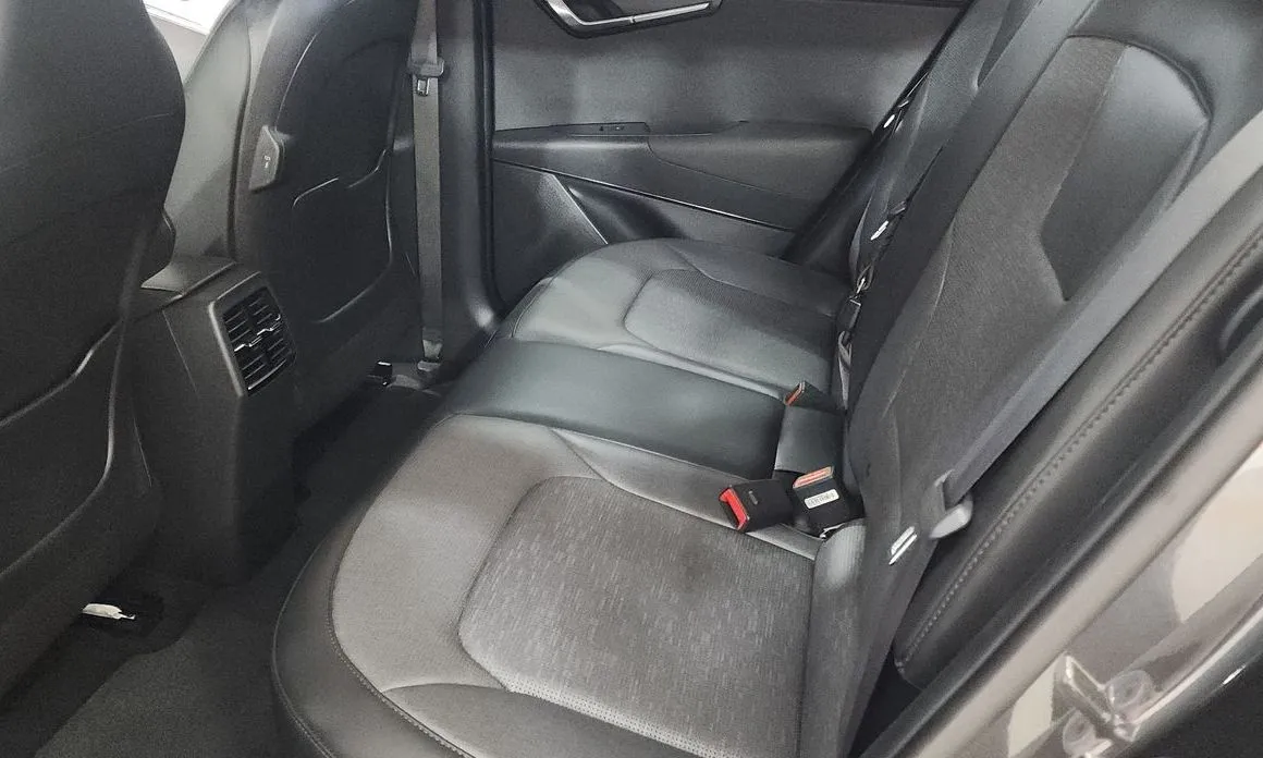 Kia Niro — фото 10