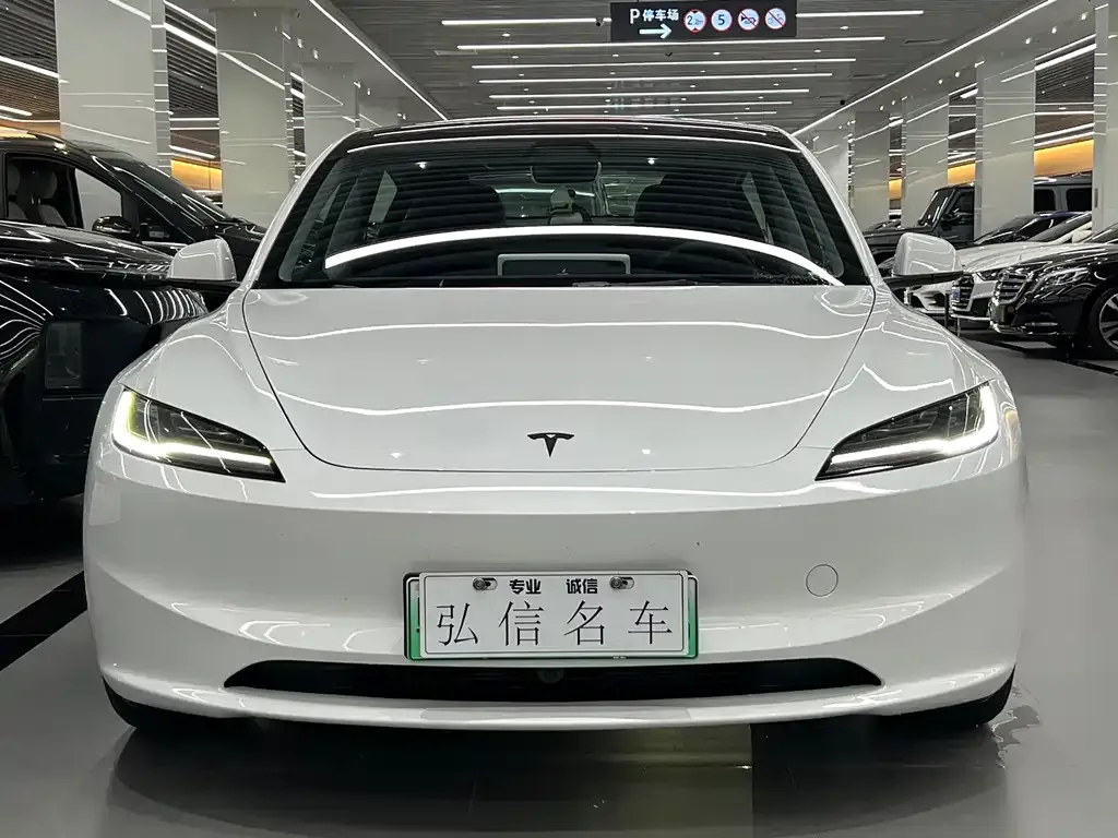 Tesla Model 3 — фото 7