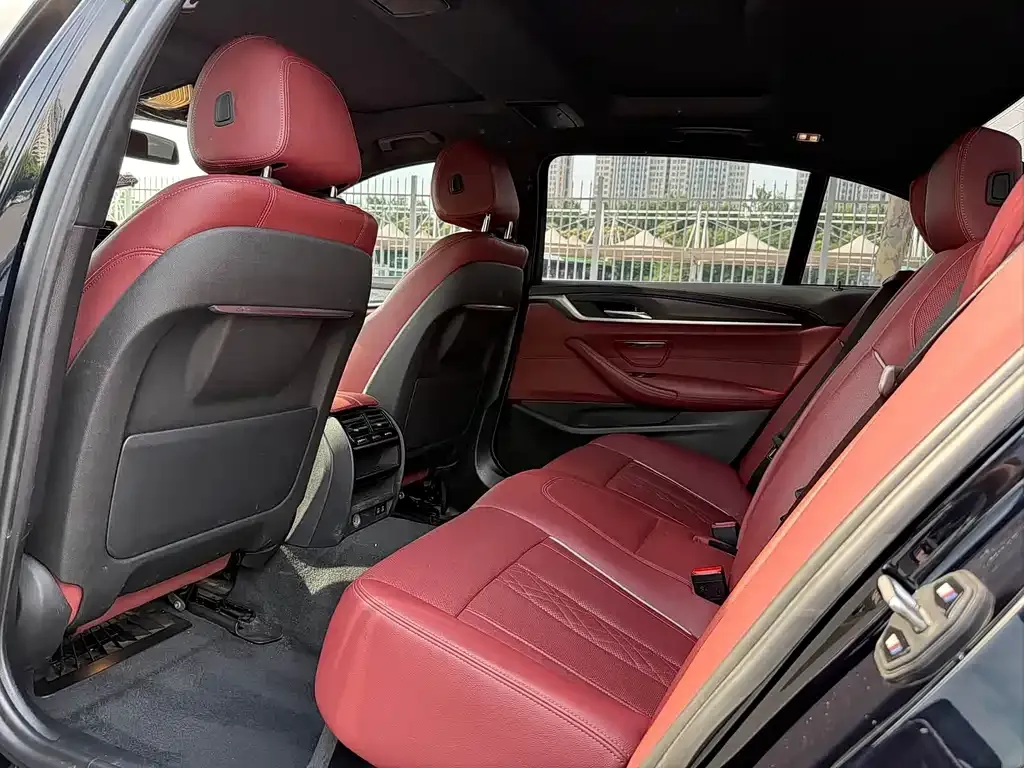 BMW 5 Series New Energy — фото 2