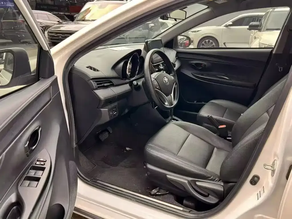 Toyota Yaris L 2022 из CN, фото 8