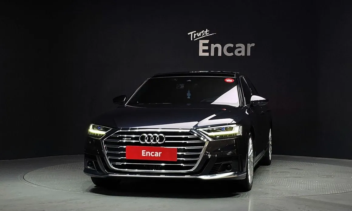Audi A8 — фото 3