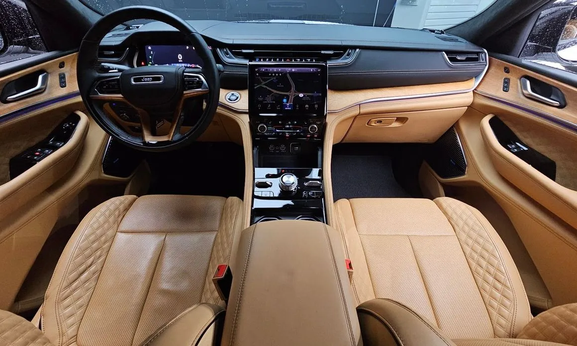Jeep Cherokee — фото 9