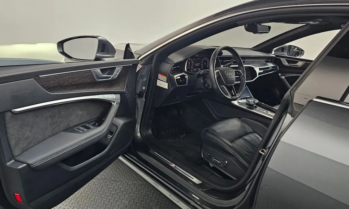 Audi A7 — фото 10