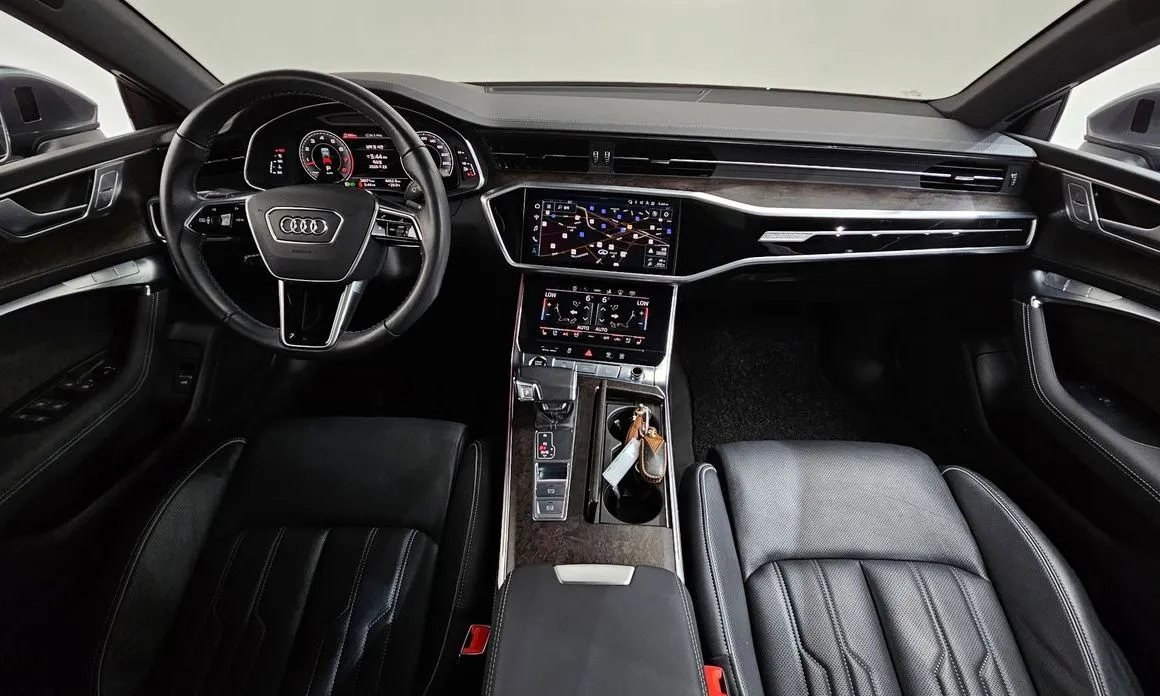 Audi A7 — фото 8