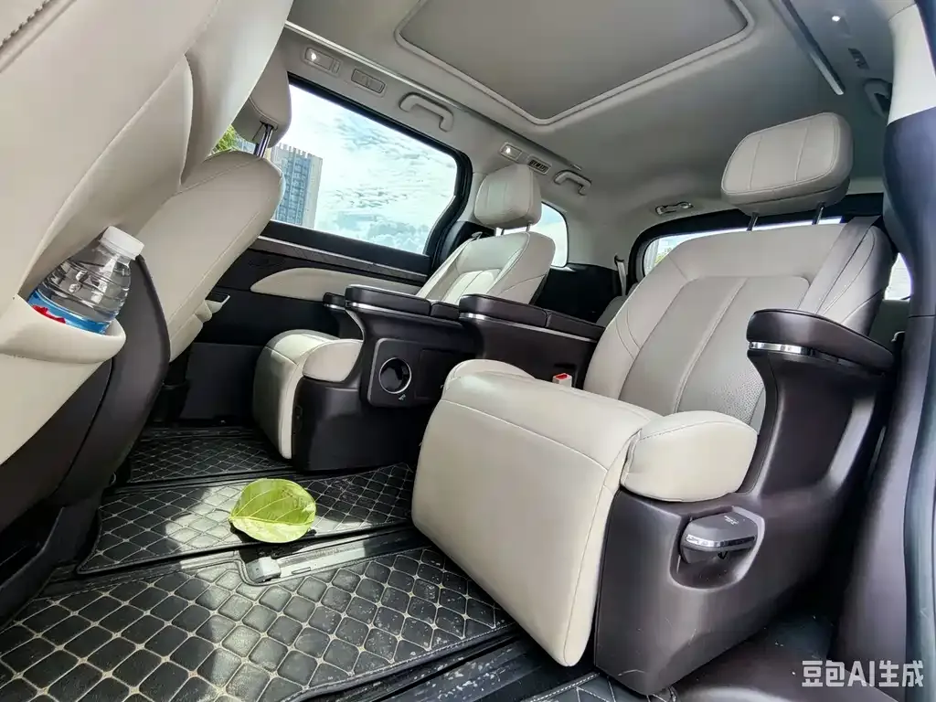 GAC Motor Trumpchi M8 — фото 3