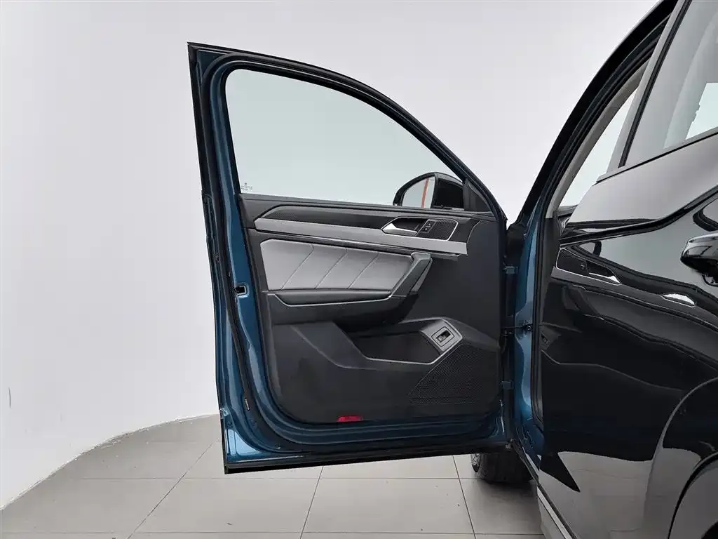 Volkswagen Tayron 2022 из CN, фото 7