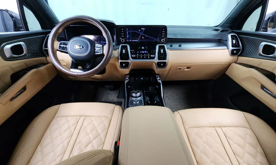 Kia Sorento — фото 9