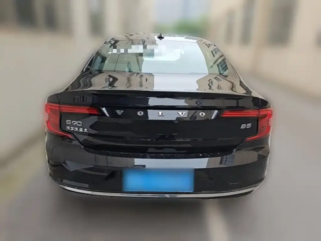 Volvo S90 2024 из CN, фото 3