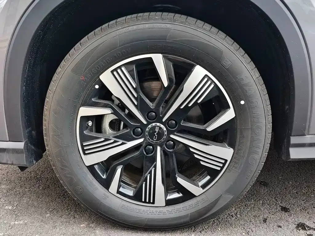 BYD Seal 05 DM-i — фото 10