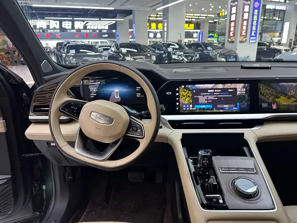 Geely Xingyue L — фото 10